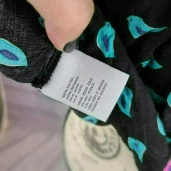 ♡3/$30♡ Urban Outfitters Bird Camisole - Picture 2 of 4